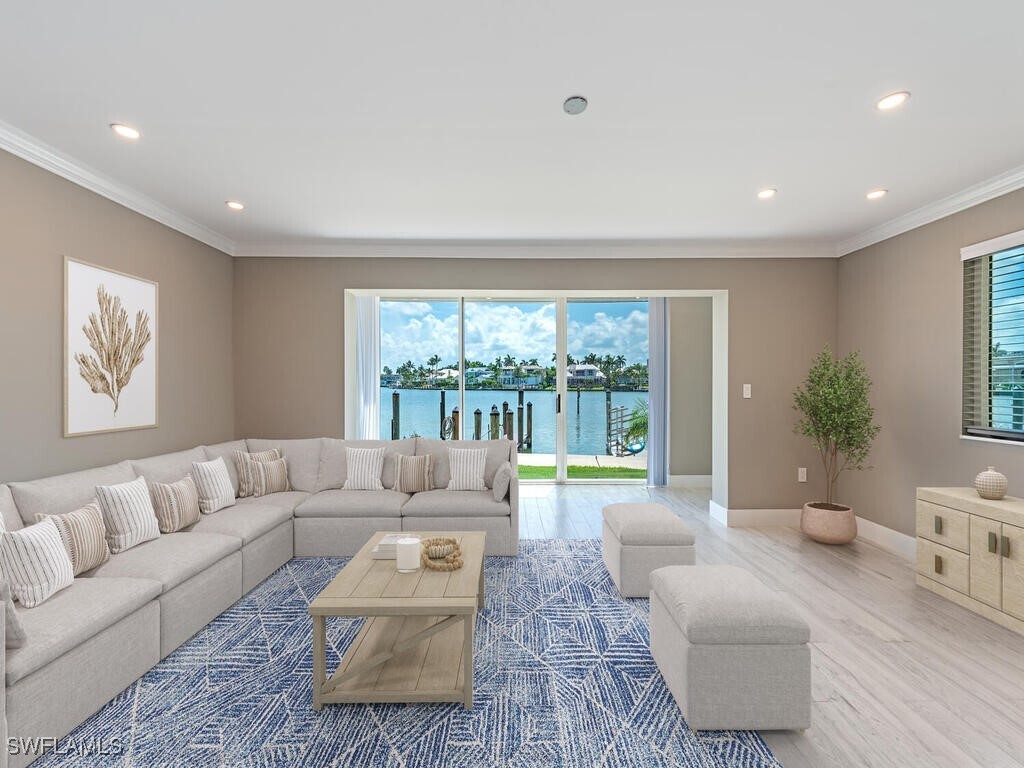 Property Photo: 2500 Gulf Shore Boulevard N S9 FL 34103