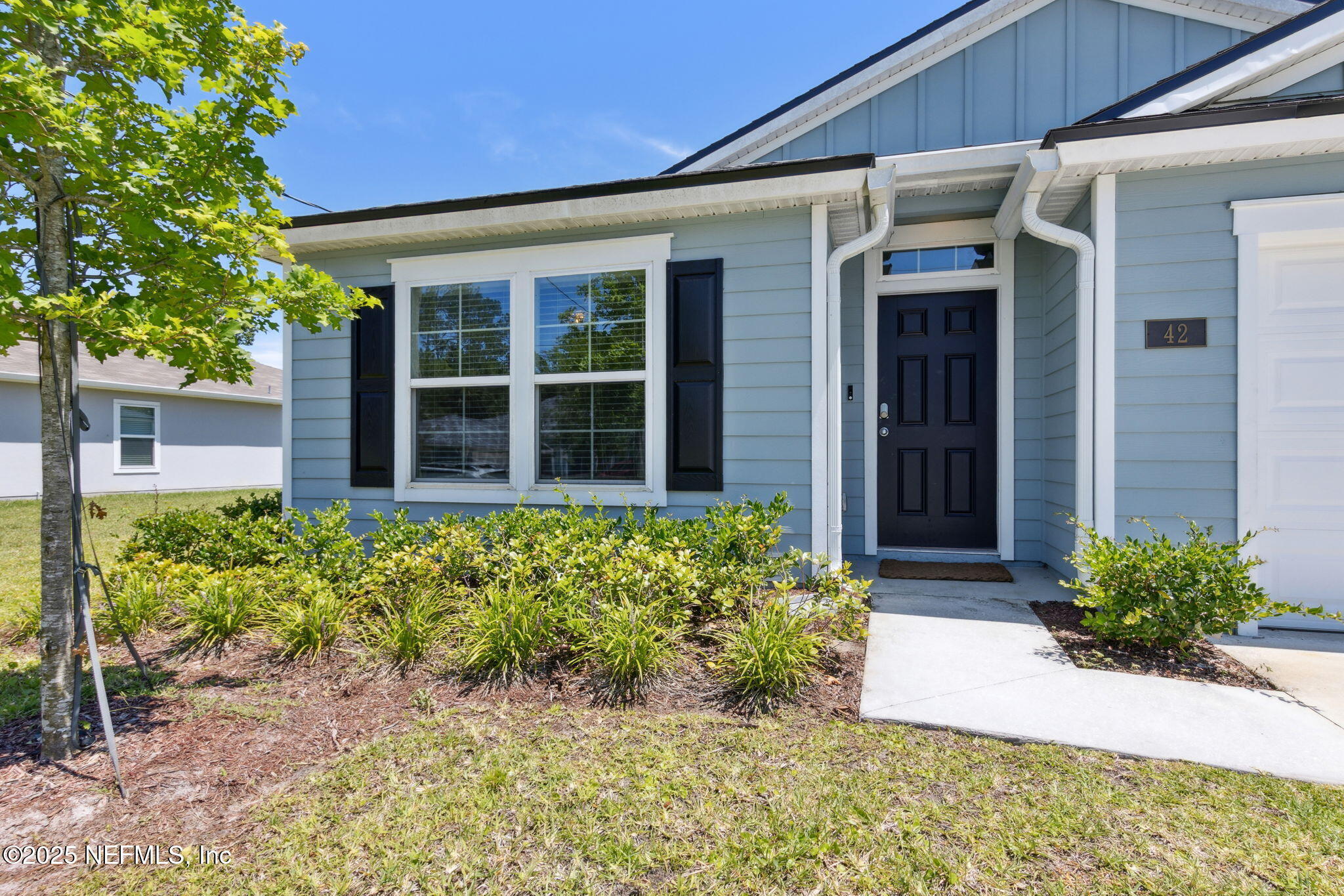 Property Photo: 42 Barrington Drive FL 32137