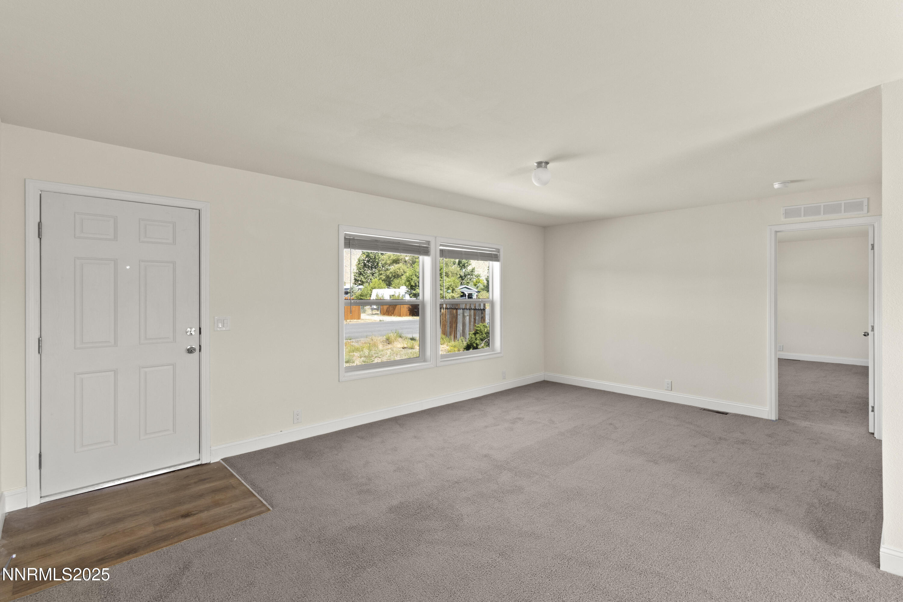 Property Photo: 4040 Goldfinch Drive NV 89508