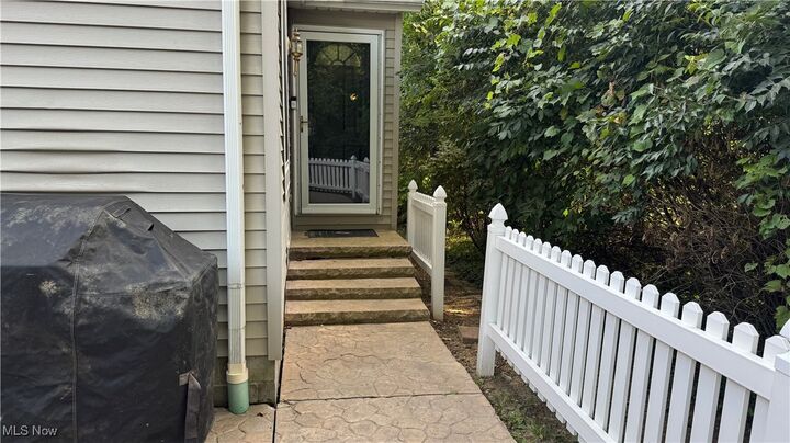 Property Photo: 2096 Hidden Hollow Lane OH 44313