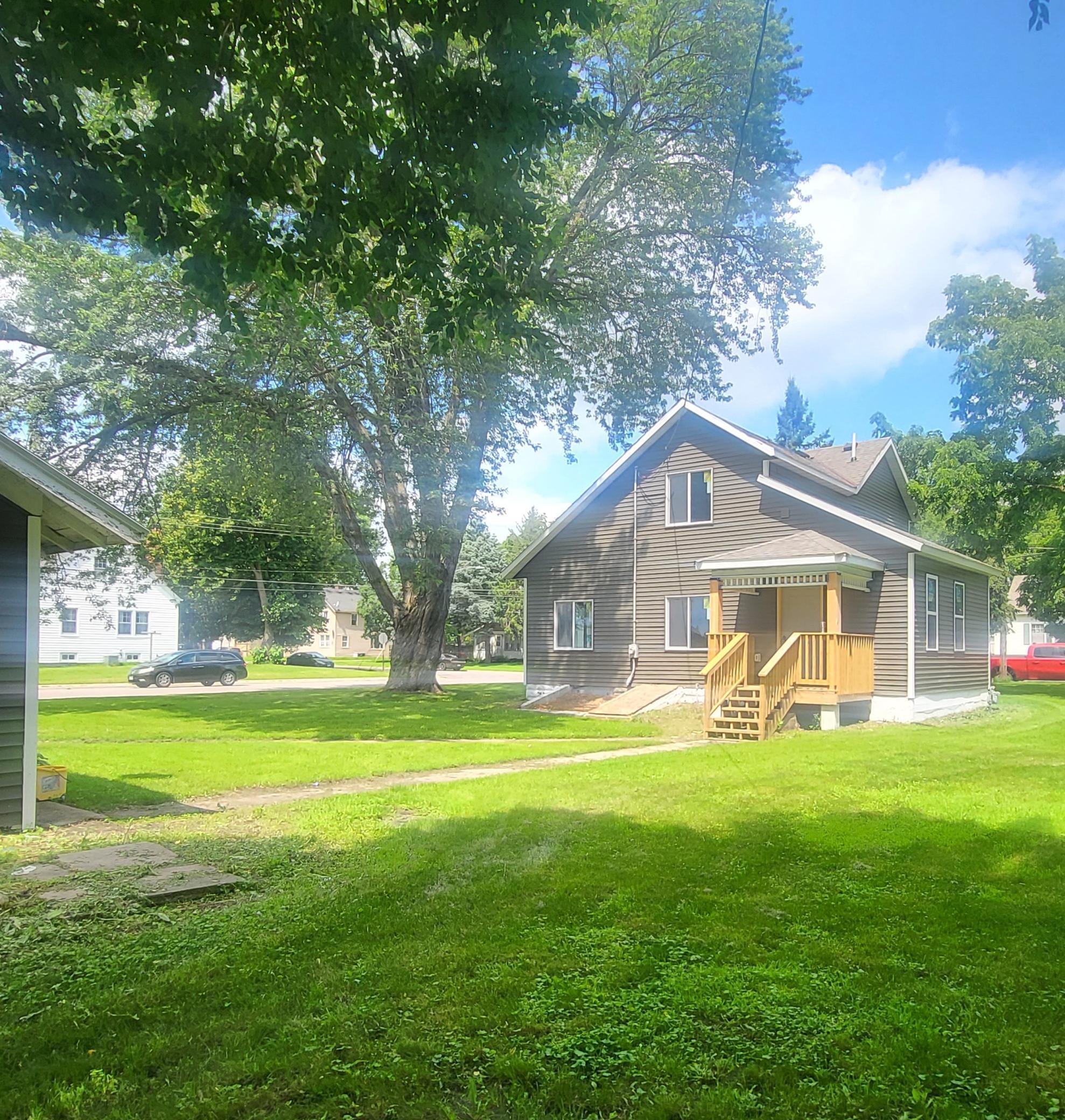 Property Photo: 409 2nd Avenue S MN 56347