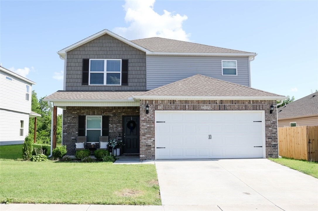 901 E Sparrow Circle  Fayetteville AR 72701 photo
