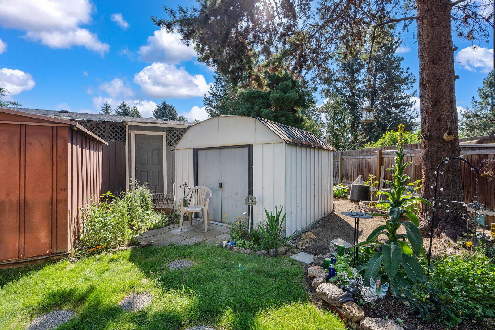 Property Photo:  61445 SE 27th Street 55  OR 97702 