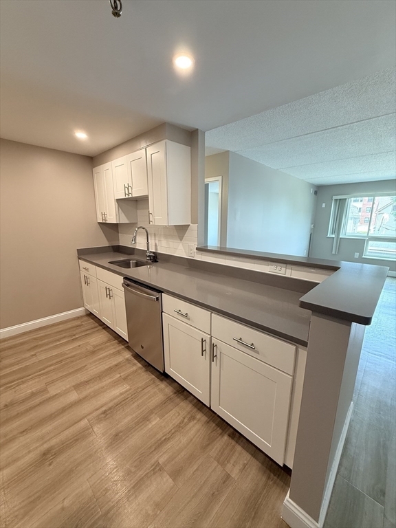 Property Photo:  101 Rantoul Street 210  MA 01915 