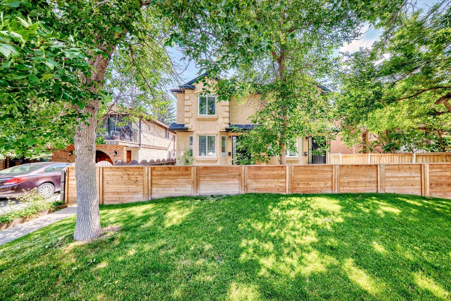 Property Photo: 1930 31 Street SW 1 AB T1X 0P4