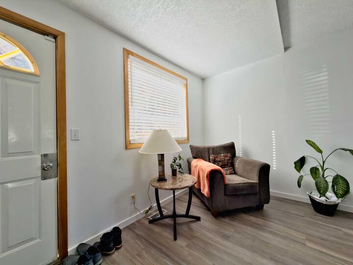 Property Photo:  13205 15 Avenue  AB T0K 0E0