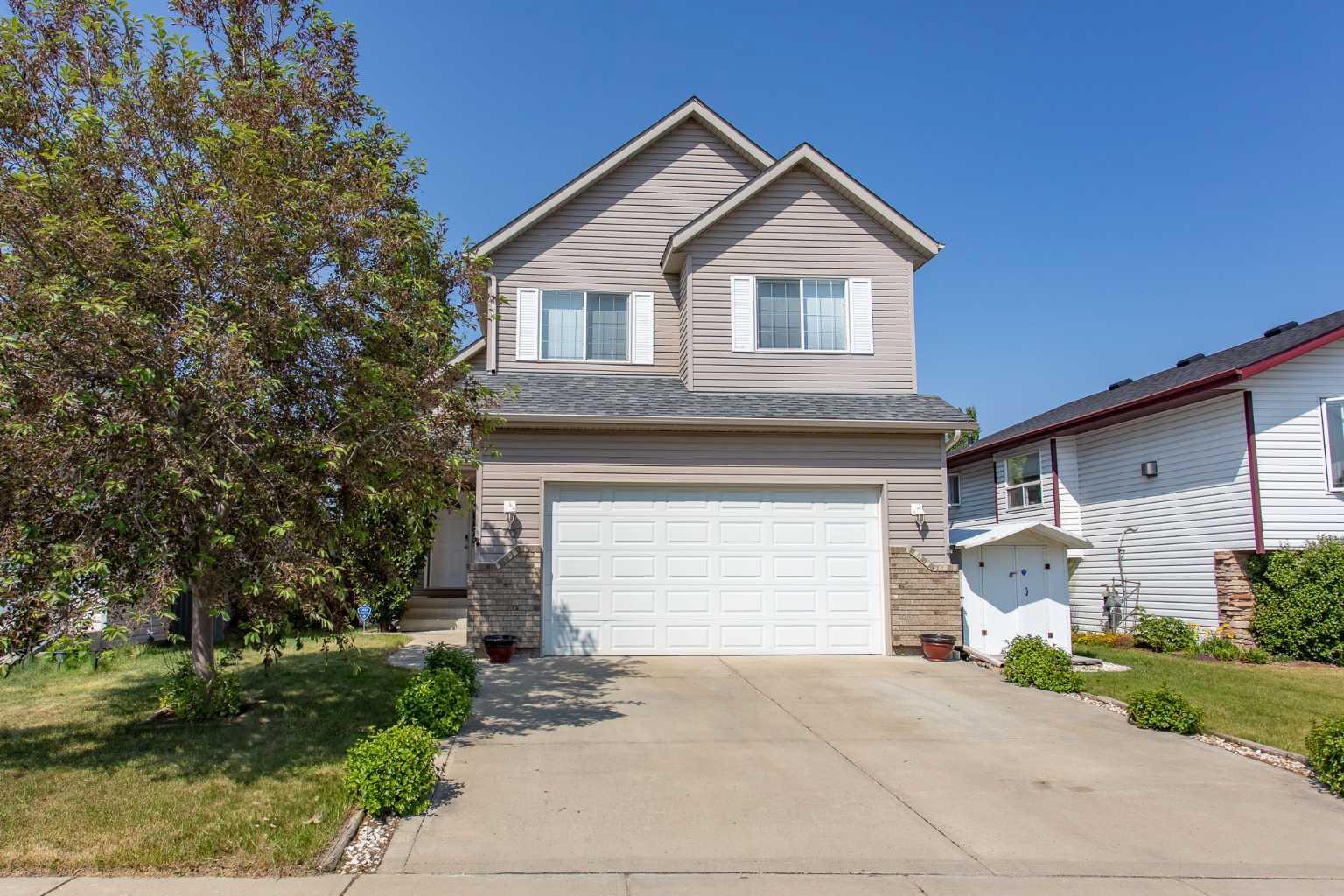 70 Drummond Avenue  Red Deer AB T4R 3E2 photo