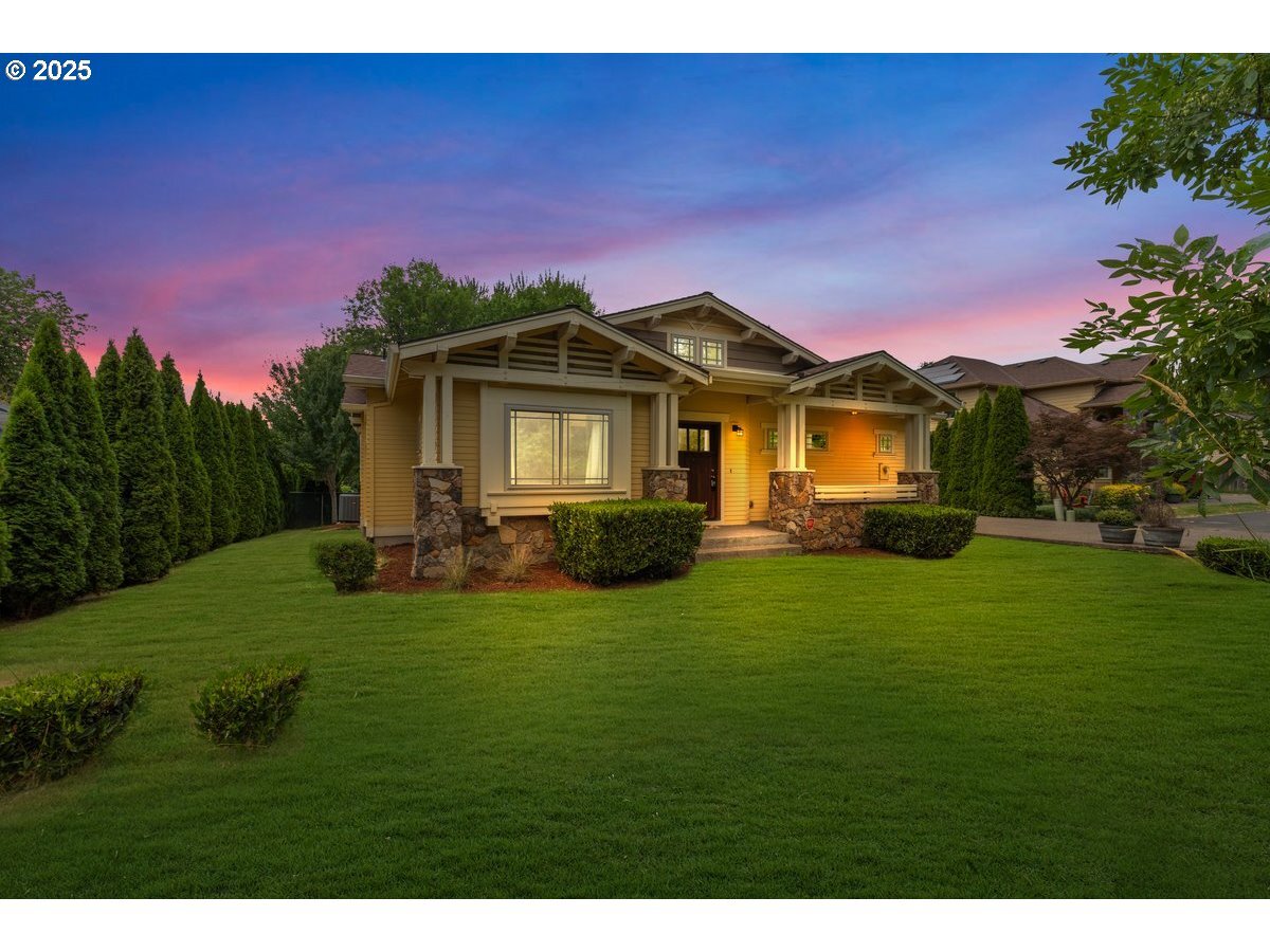 Property Photo: 7524 SW Florence Ln OR 97223