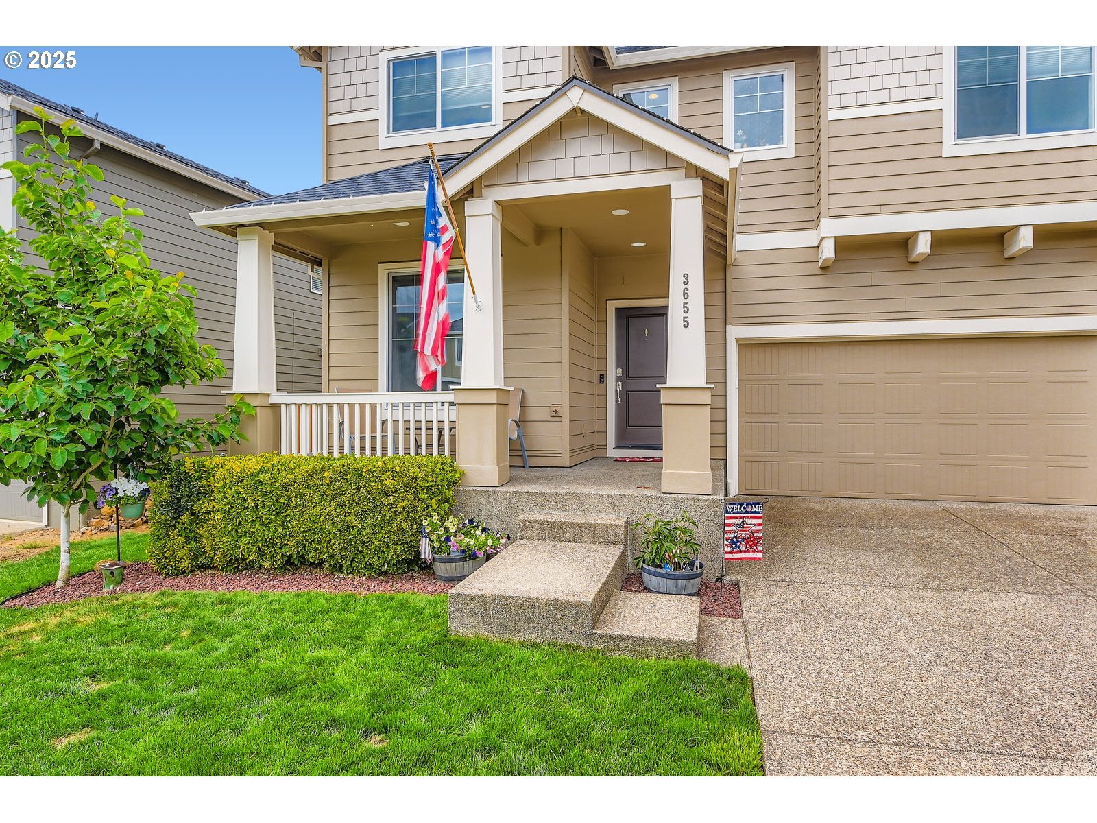 Property Photo: 3655 NE Pioneer St WA 98607