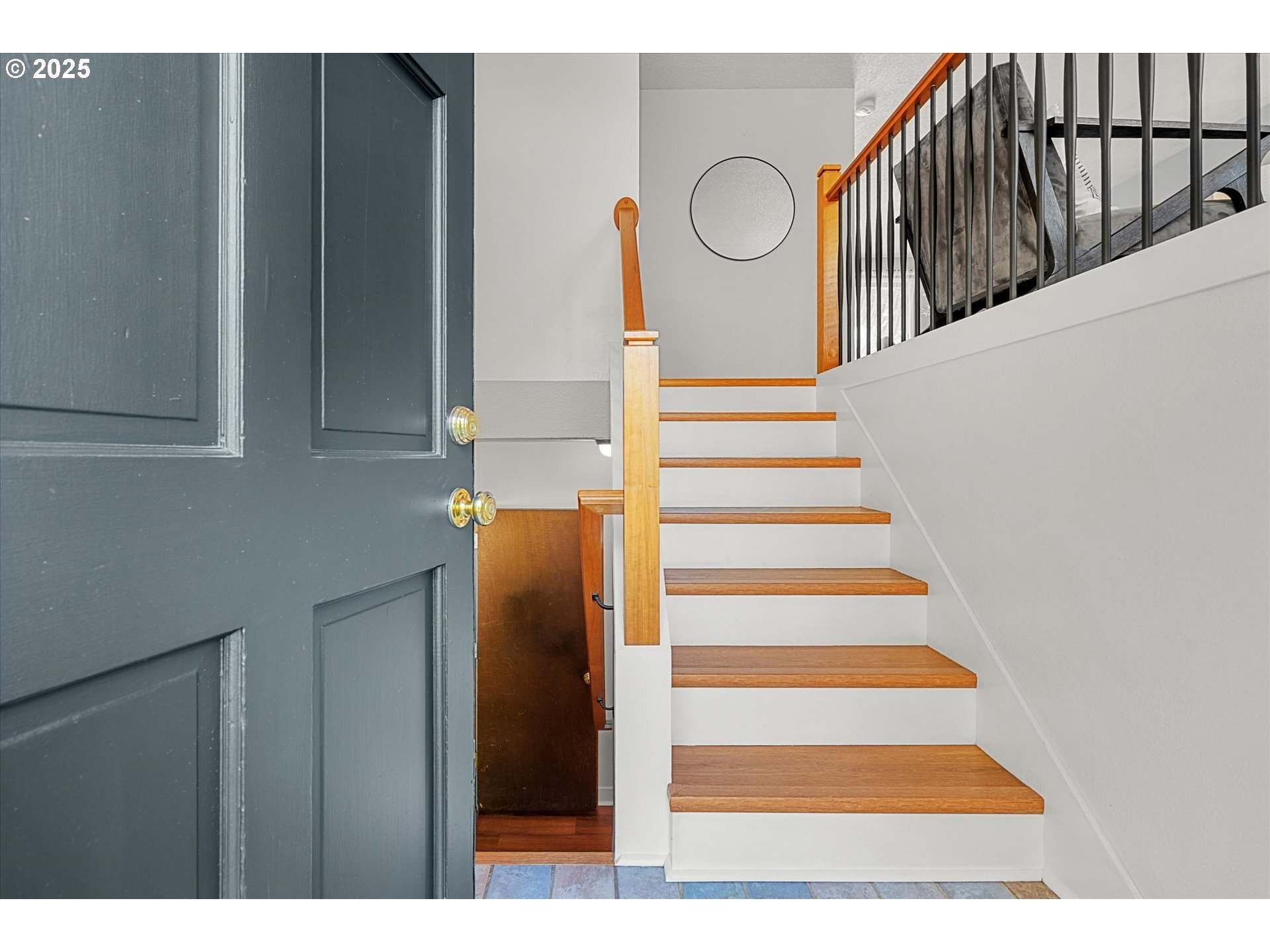 Property Photo: 4362 SE Jobes Ct OR 97222