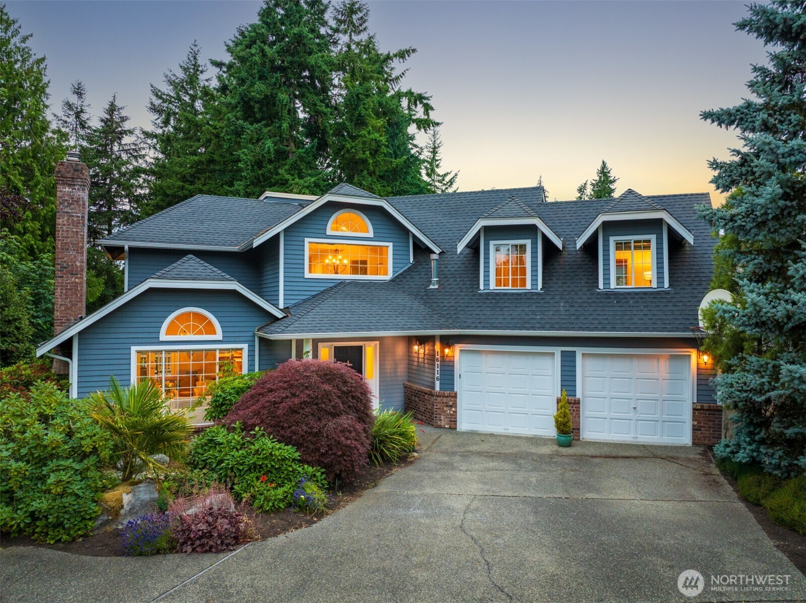 Property Photo:  16116  68th Avenue W  WA 98026 