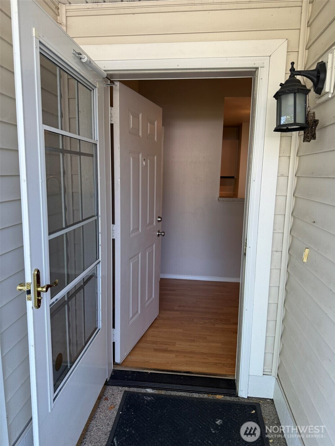 Property Photo: 4207 S 223rd Street 104 WA 98032