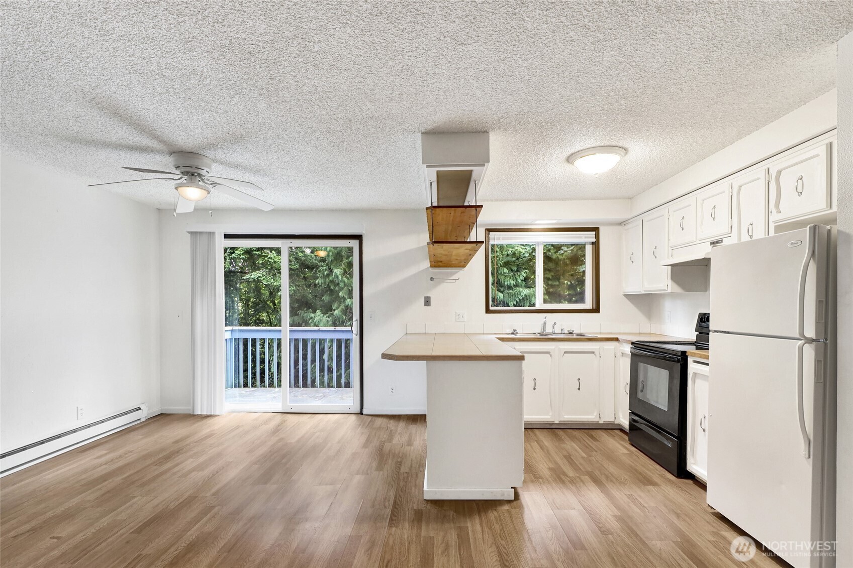 Property Photo: 2316 Yew Street Road WA 98229