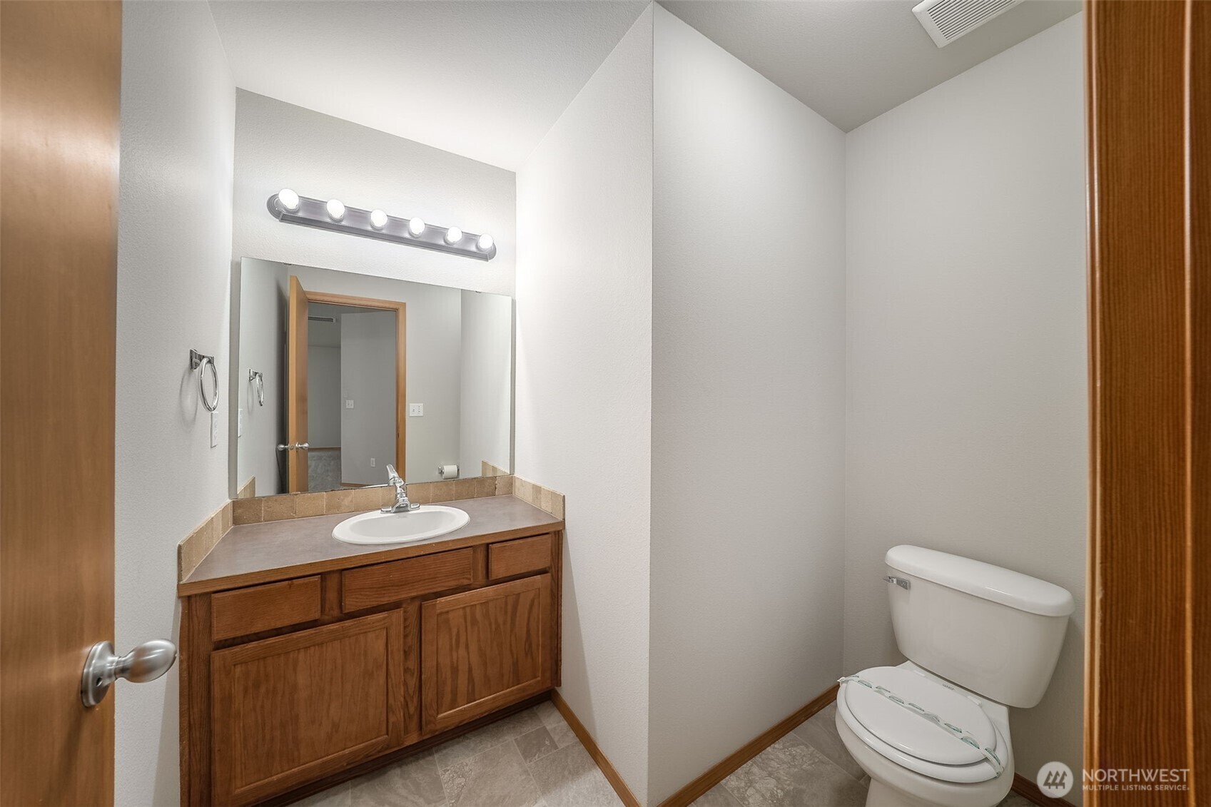 Property Photo:  4817 S 251st Court  WA 98032 
