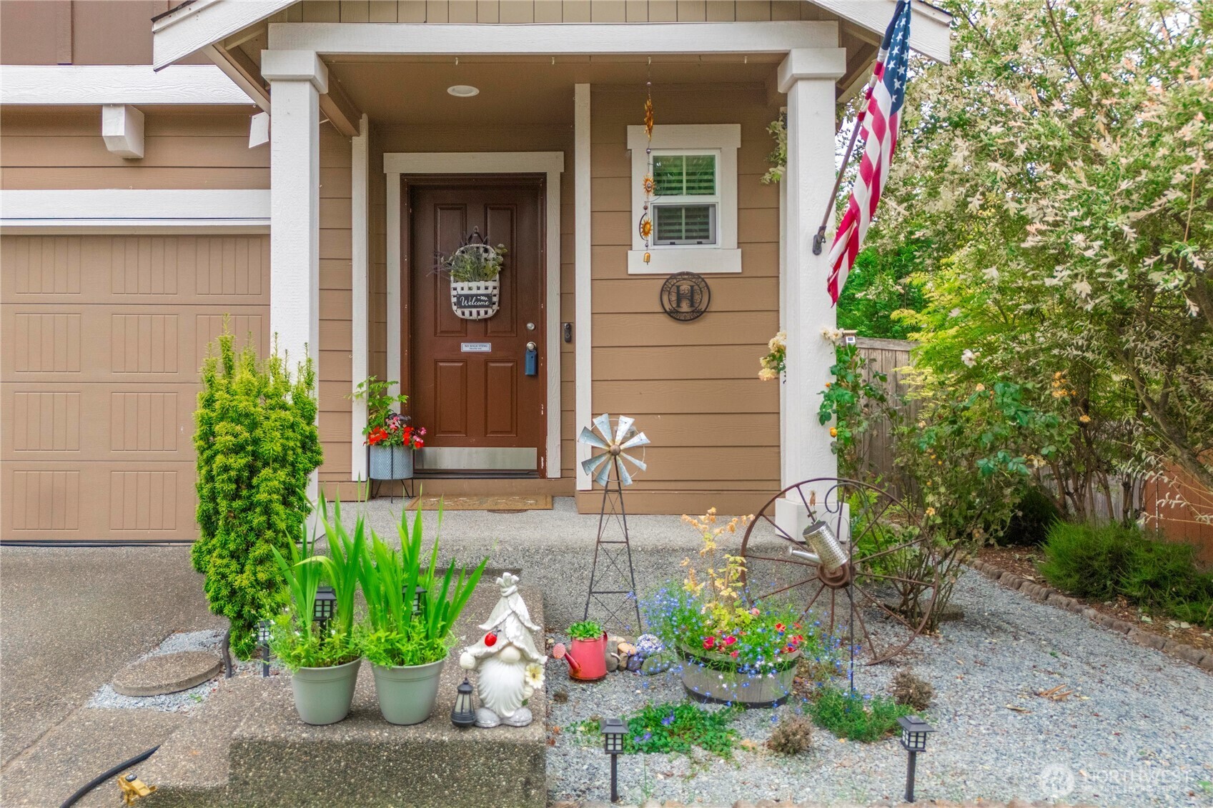 Property Photo: 2414 195th Street E WA 98387