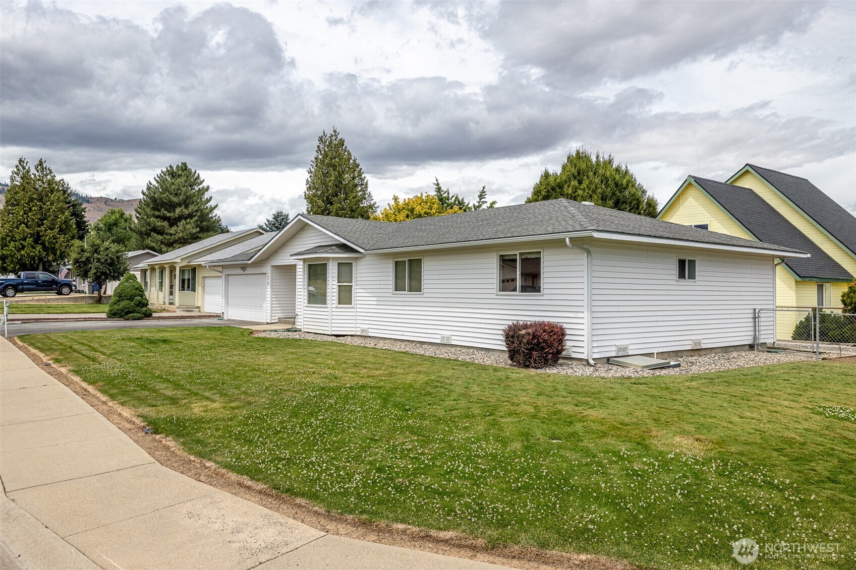 Property Photo: 1312 Welch Avenue WA 98801