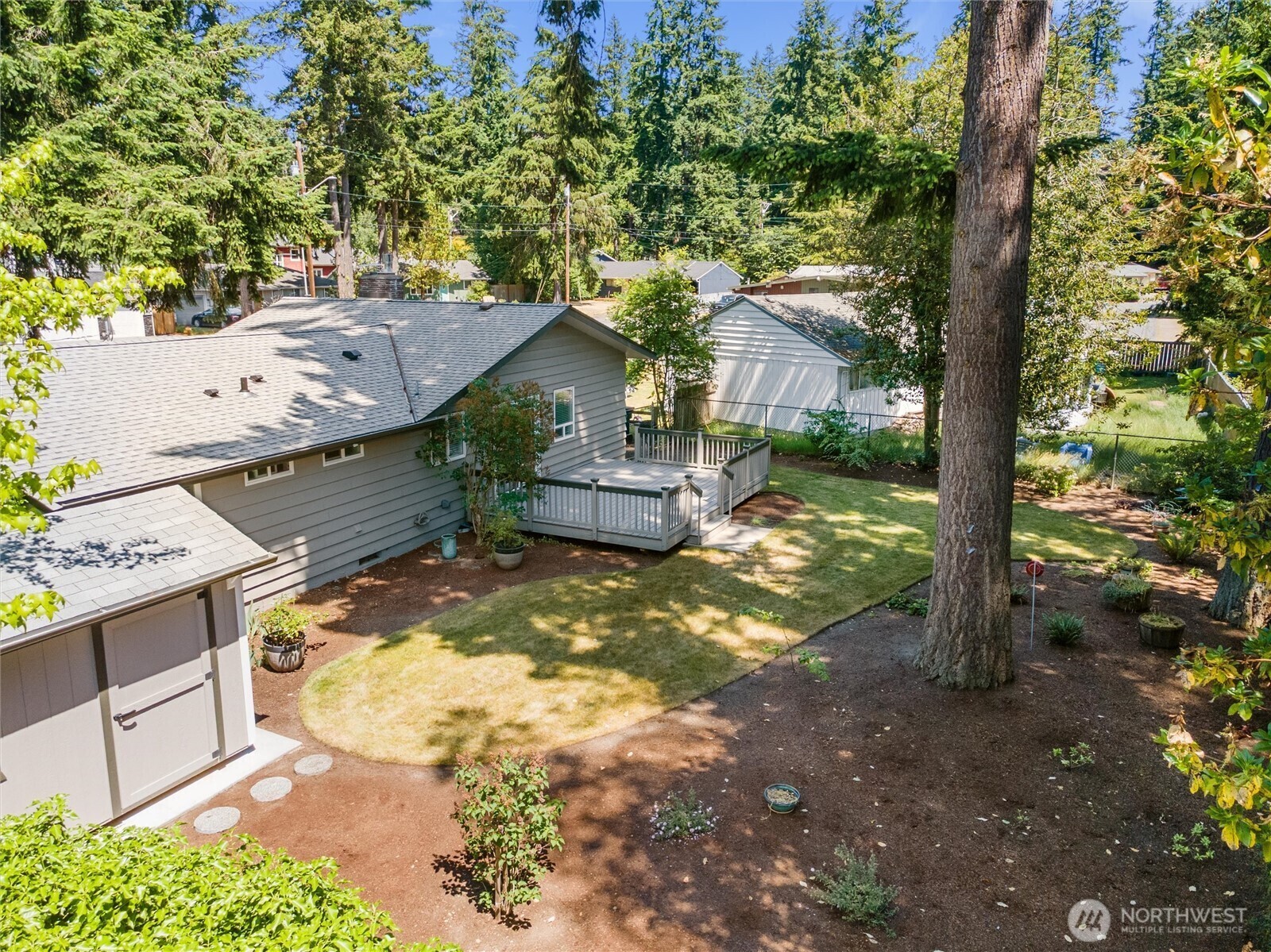 Property Photo: 10502 240th Place SW WA 98020