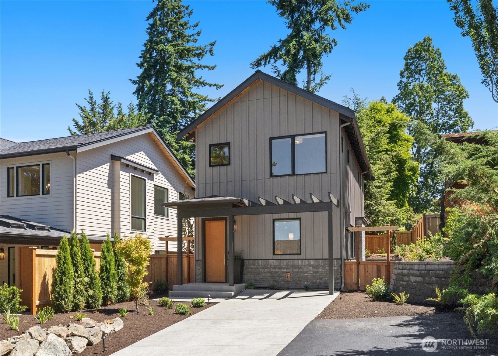 Property Photo: 231 19th Avenue WA 98033