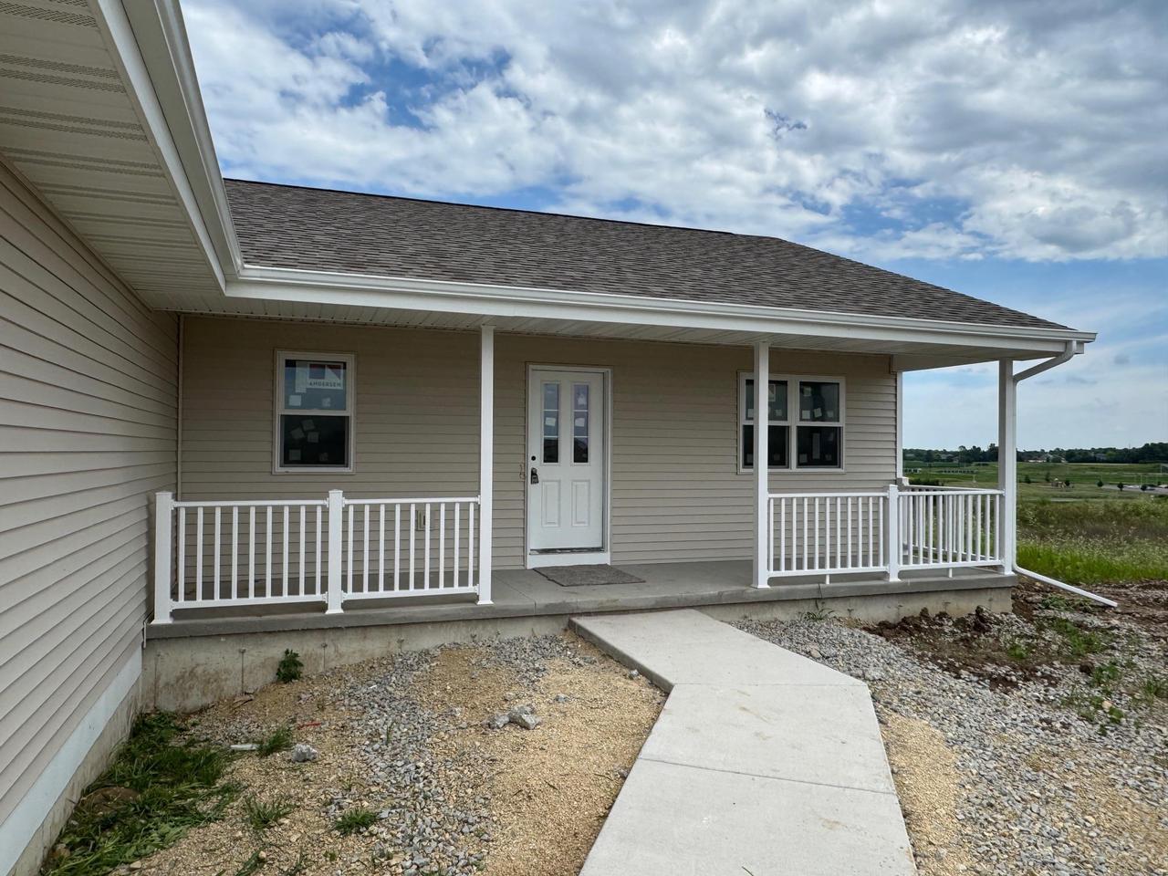 Property Photo: 1004 Red Hawk Drive WI 53563