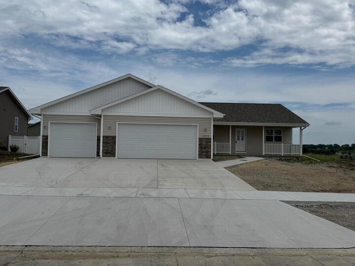 Property Photo:  1004 Red Hawk Drive  WI 53563 