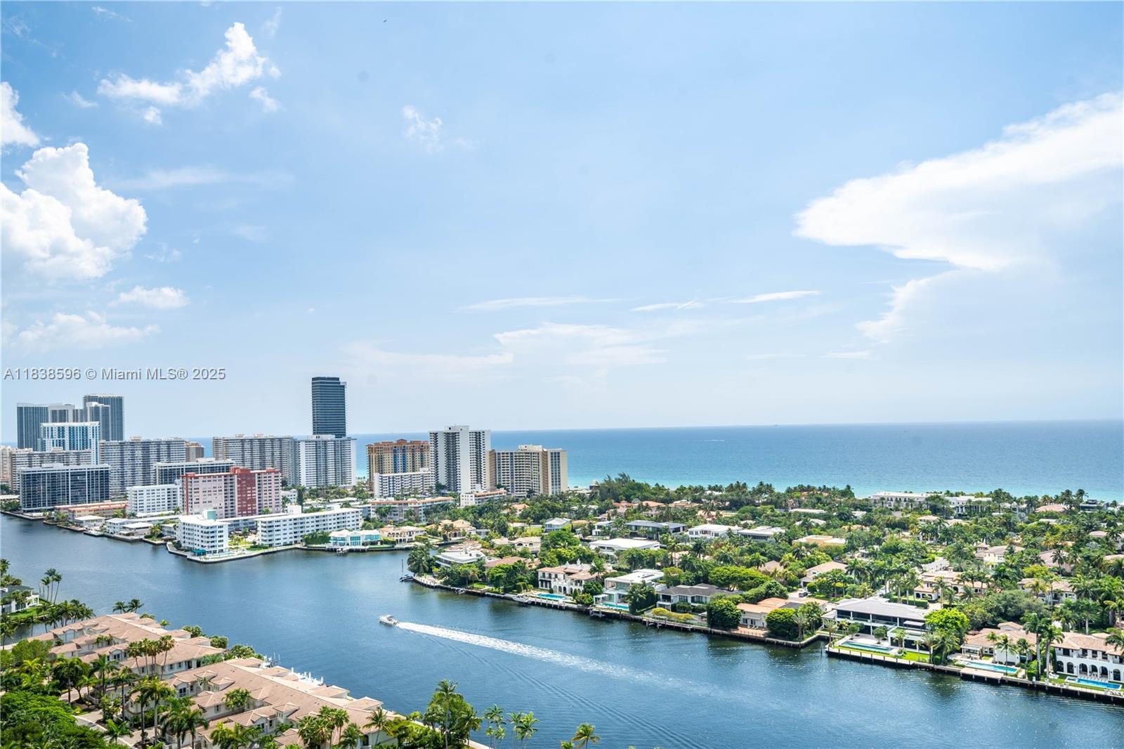 21050 Point Pl 2601  Aventura FL 33180 photo