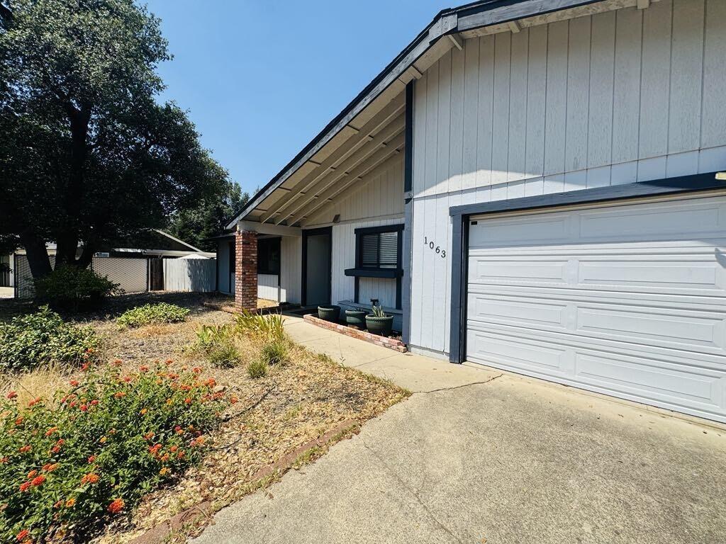 Property Photo: 1063 Belcrest Drive CA 96003