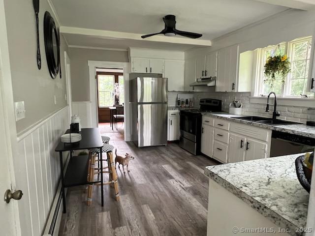 Property Photo: 62 Park Street CT 06076