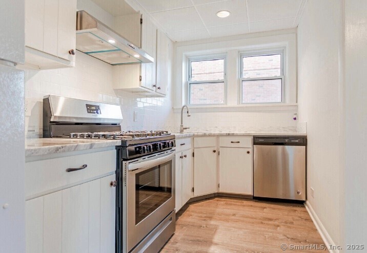 Property Photo:  77 Glenbrook Road Apt 203  CT 06902 