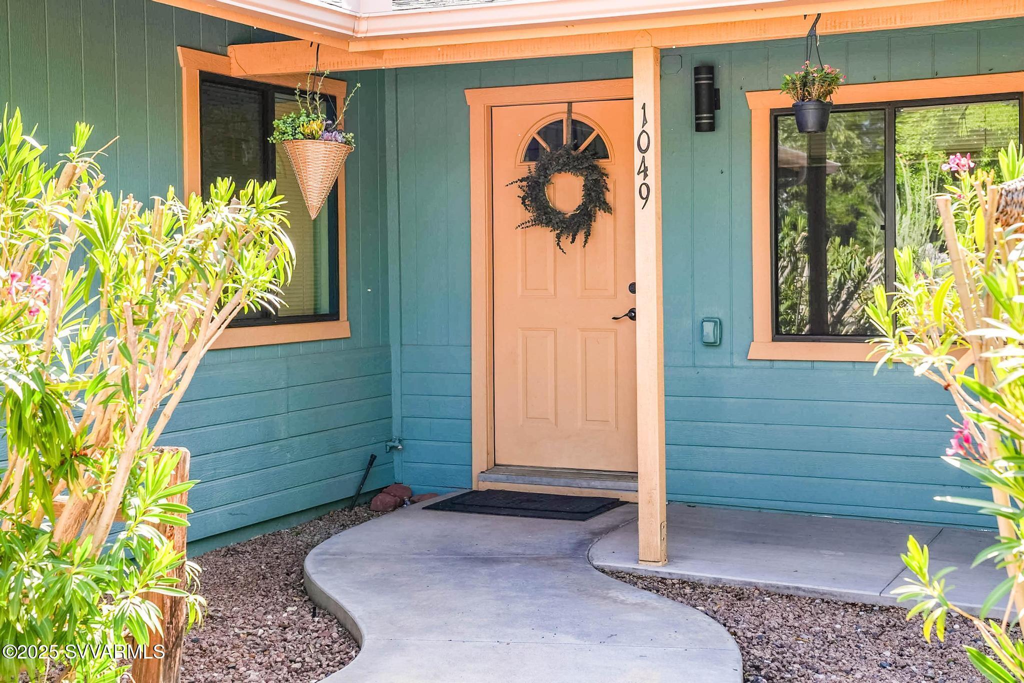 Property Photo:  1049 S 4th St  AZ 86326 
