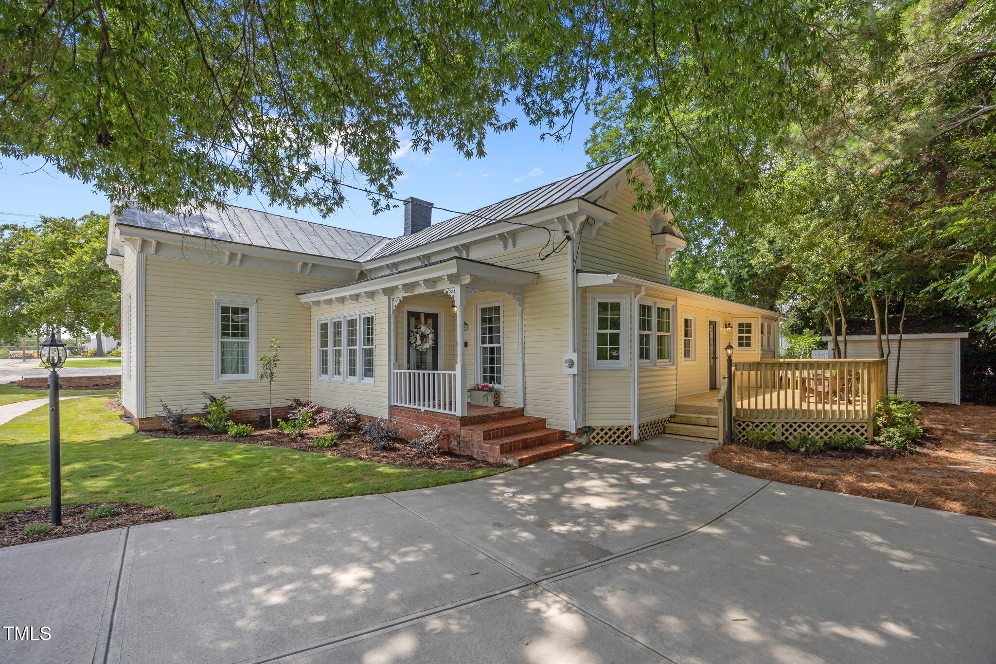 Property Photo: 103 N McKay Avenue NC 28334