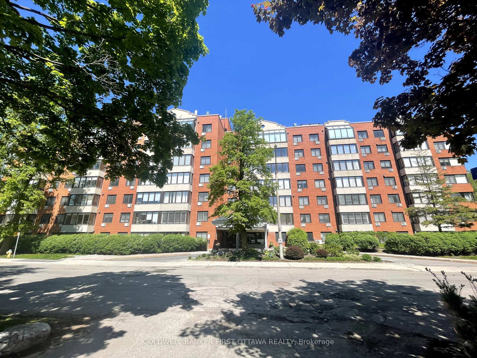 Property Photo: 225 Alvin Road 111 ON K1K 4H6