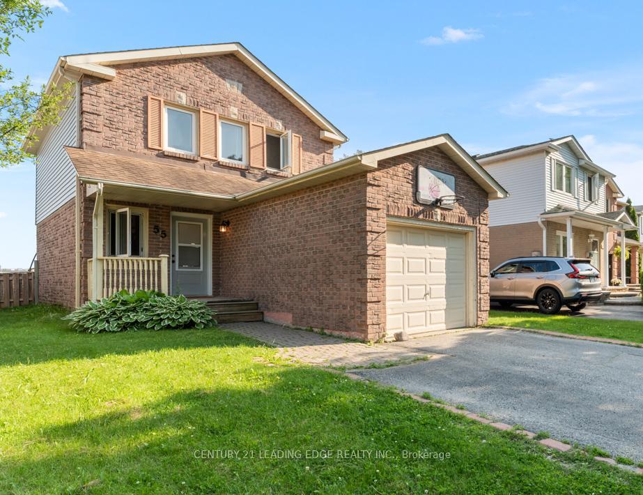 Property Photo:  55 Turnberry Crescent  ON L1E 1A4 