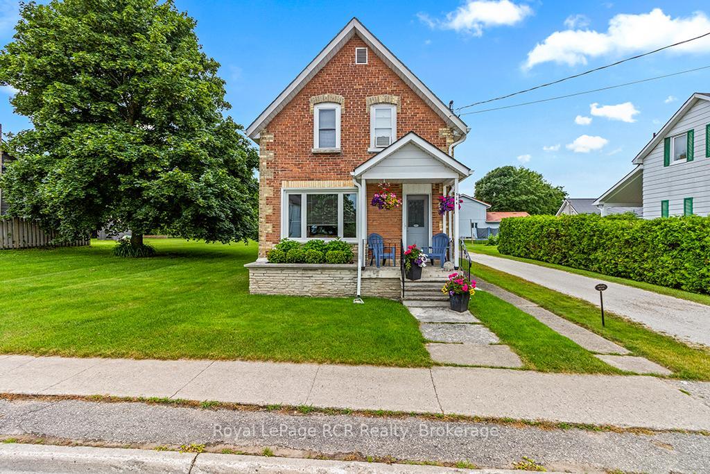 Property Photo: 524 Scott Street ON N0H 2T0