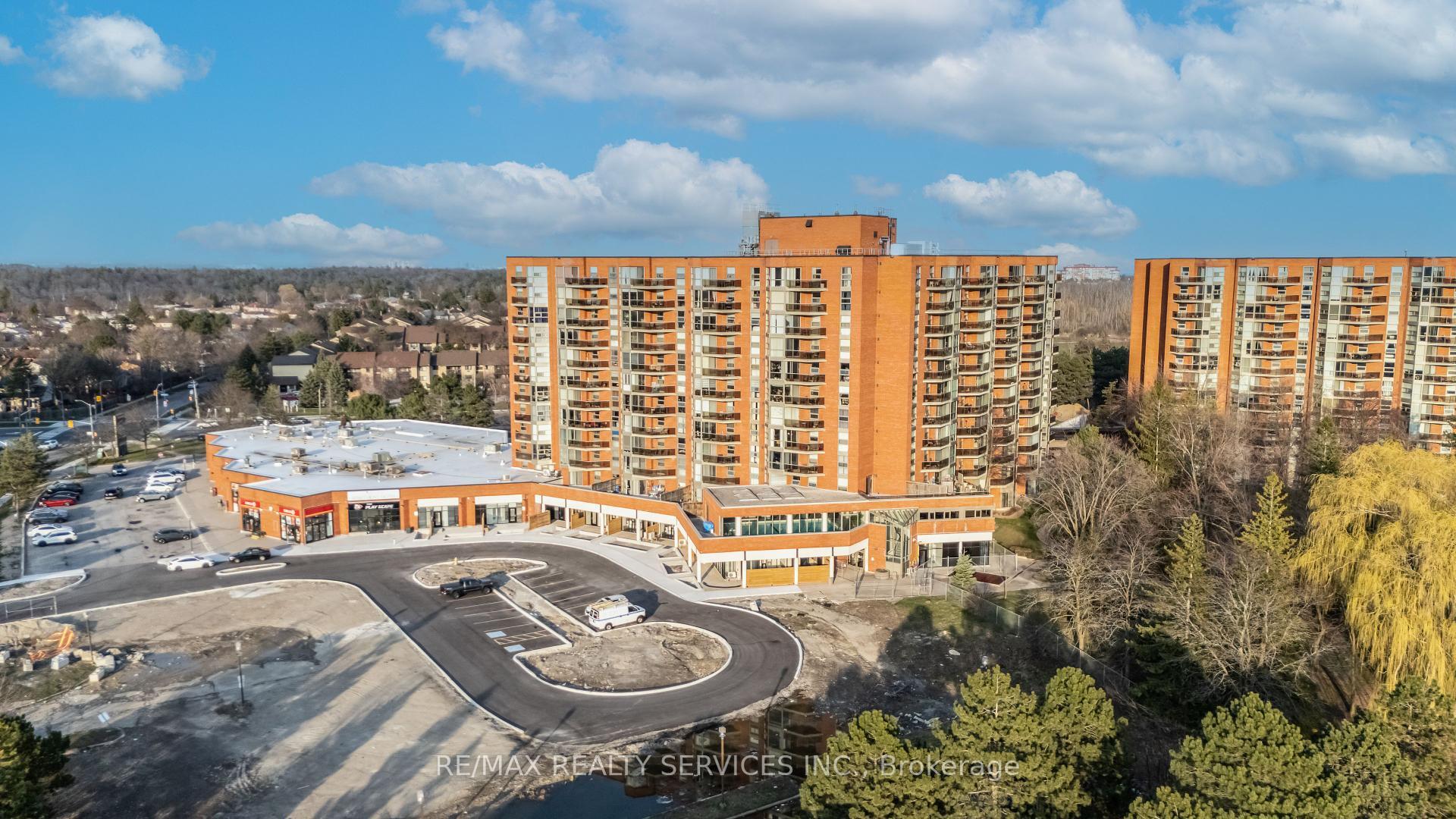 Photo de la propriété: 30 Dean Park Road #2 ON M1B 3H1