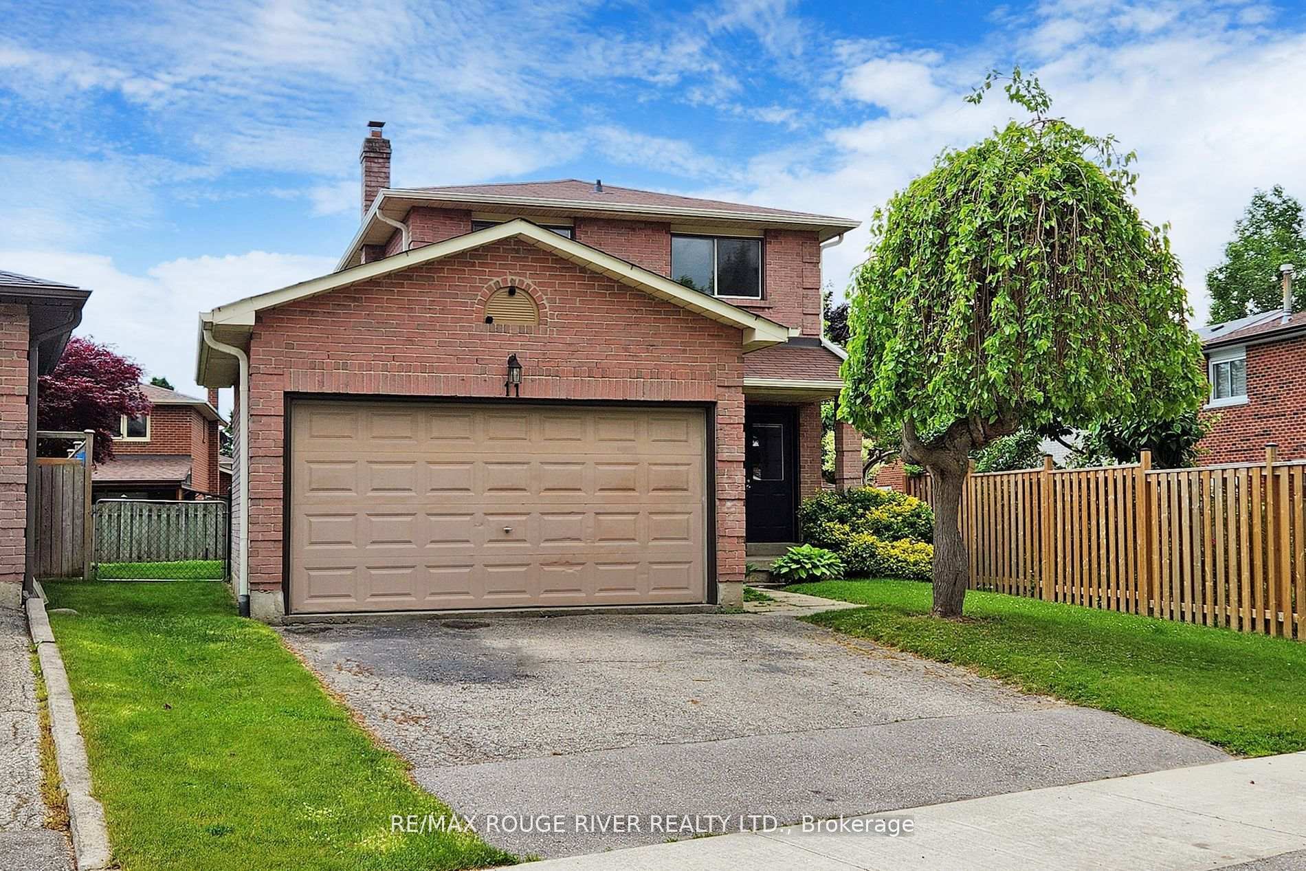 Photo de la propriété:  11 Grandhall Court  ON M1C 3N6 