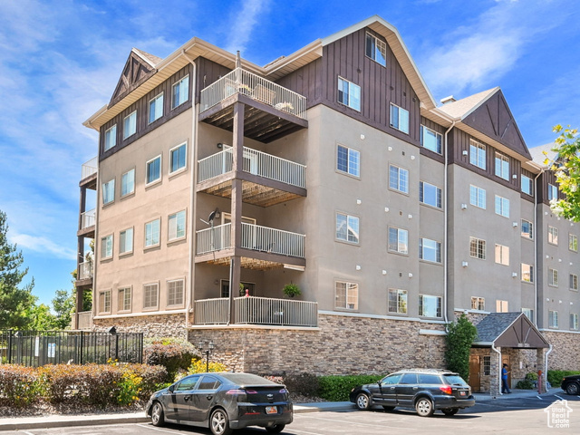 Property Photo:  4988 S Timber Way E 206  UT 84117 