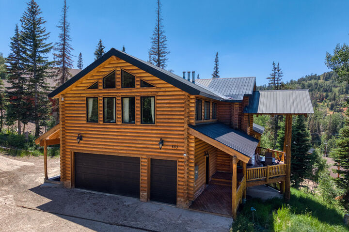 Property Photo:  603 N Half Circle Dr  UT 84719 