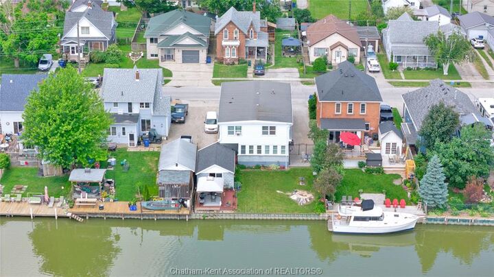 Photo de la propriété: 1039 James Street ON N8A 2P9