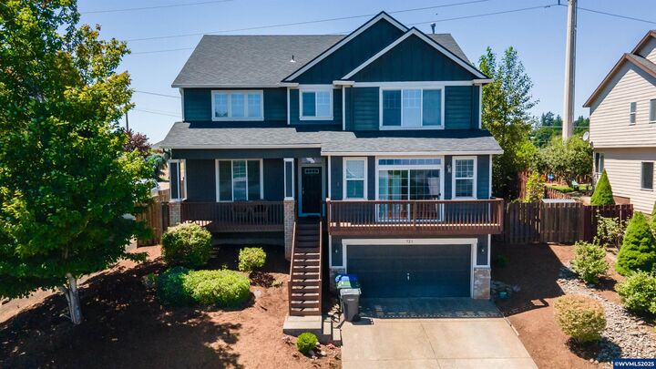 Property Photo:  523 Golden Eagle St NW  OR 97304 