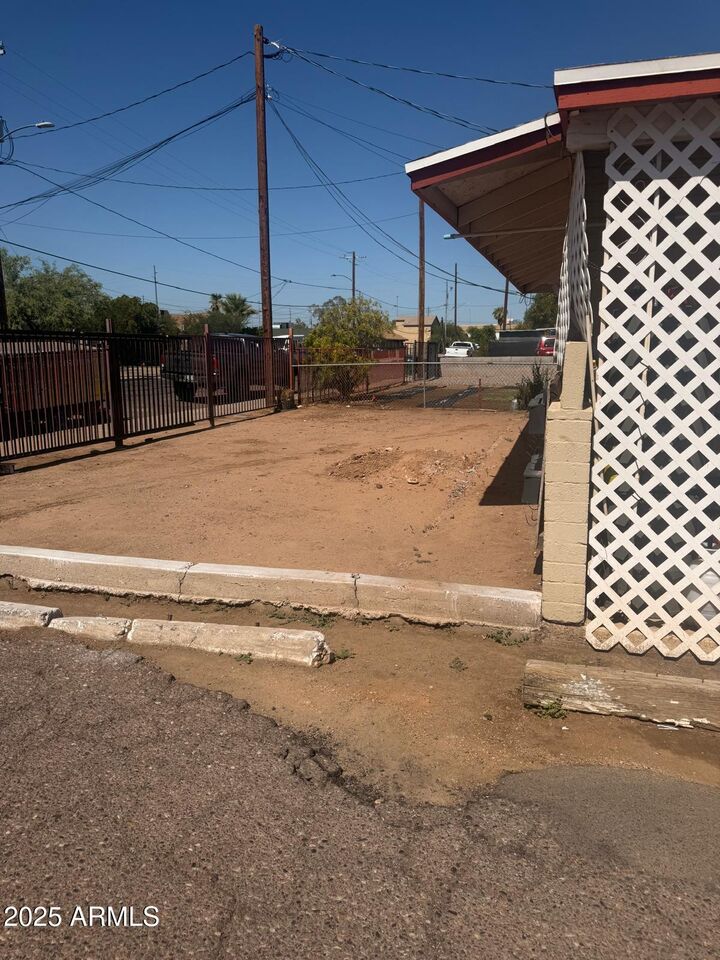 Property Photo:  2336 E Taylor Street  AZ 85006 