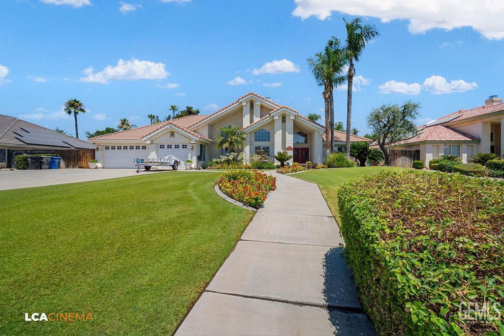 13400 Pergola Avenue  Bakersfield CA 93314 photo