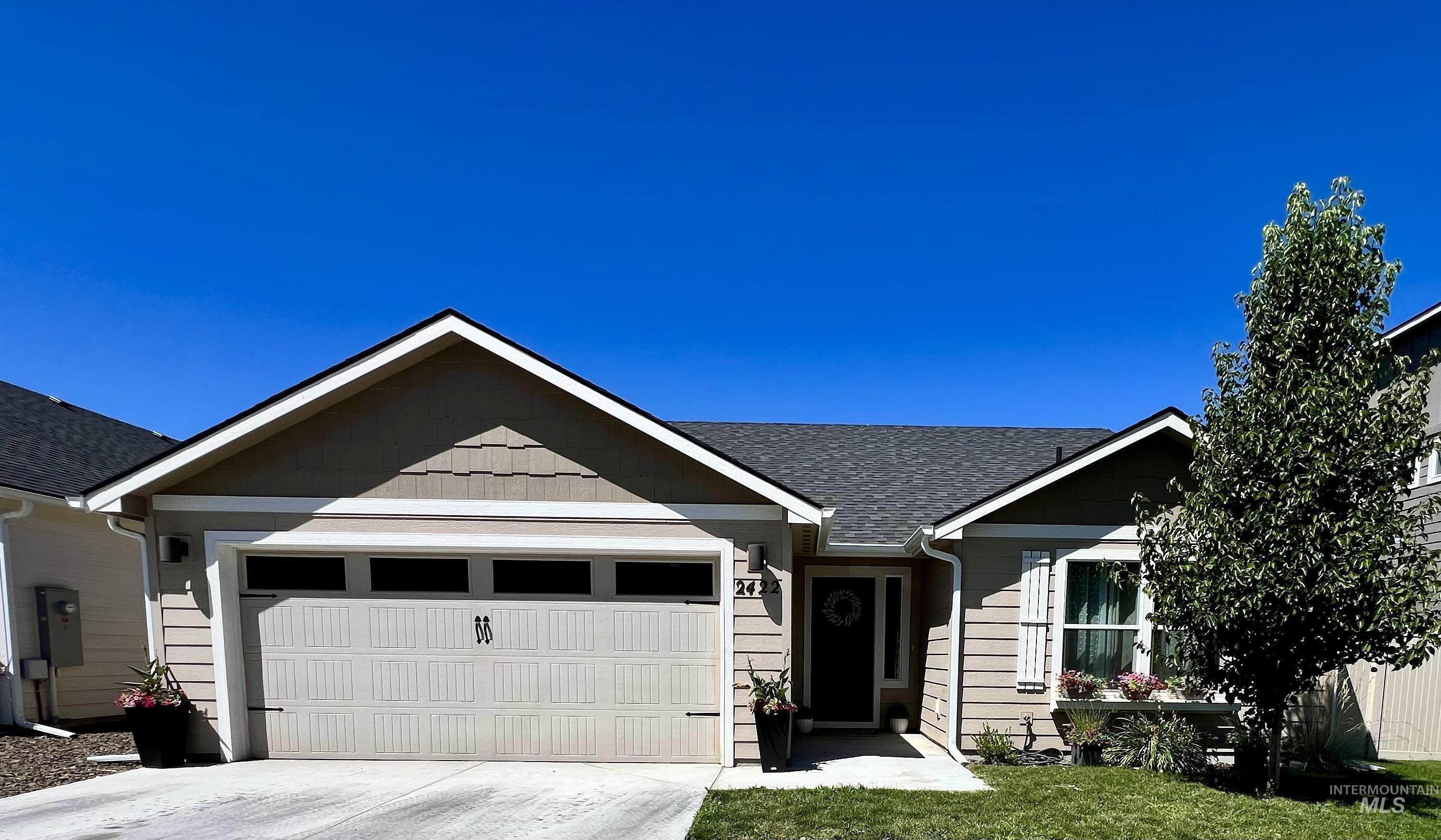 Property Photo: 2422 Legacy Ct WA 99403