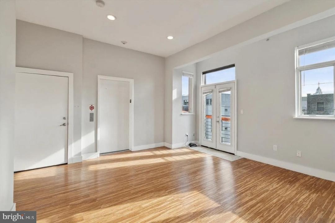 Property Photo: 808 N 4th Street 2 PA 19123