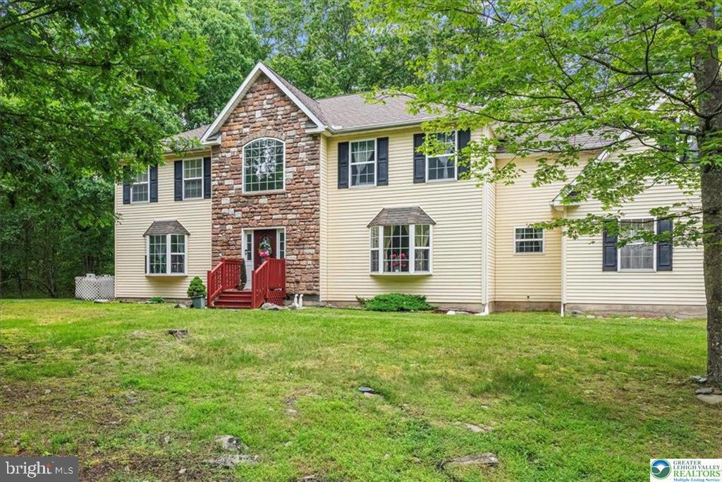 Property Photo: 210 Swartsburo Drive PA 18371