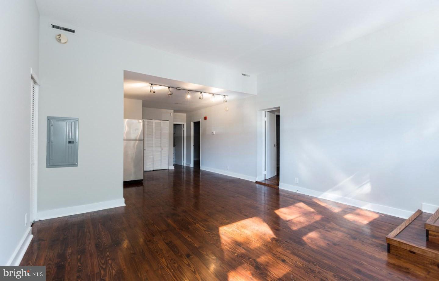 Property Photo: 2619 South Street 25 PA 19146