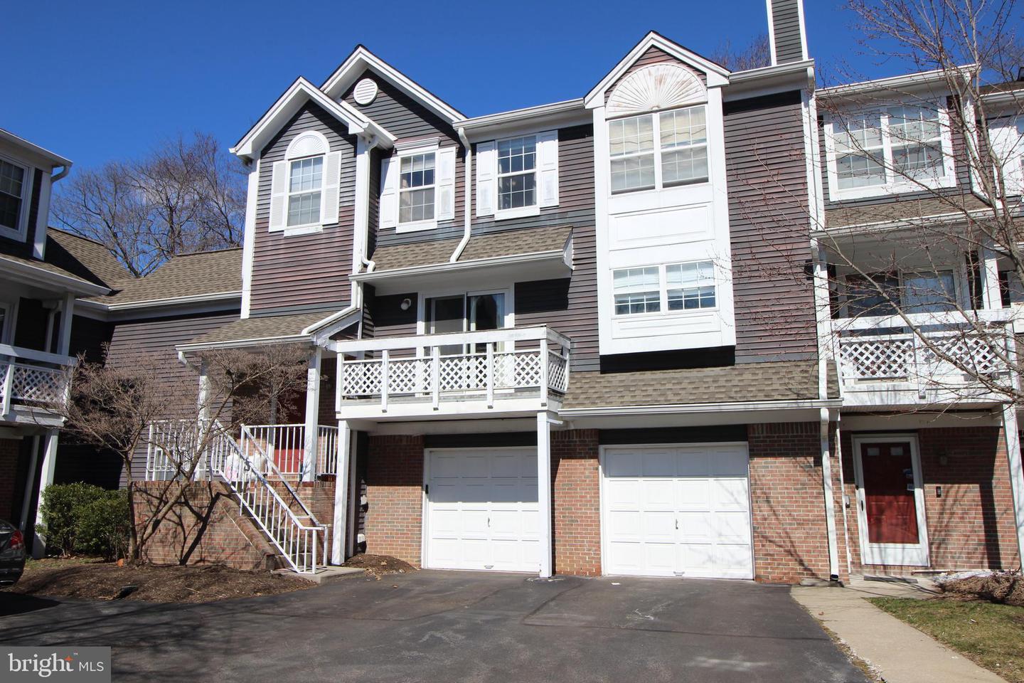 Property Photo: 9 Halstead Place NJ 08540