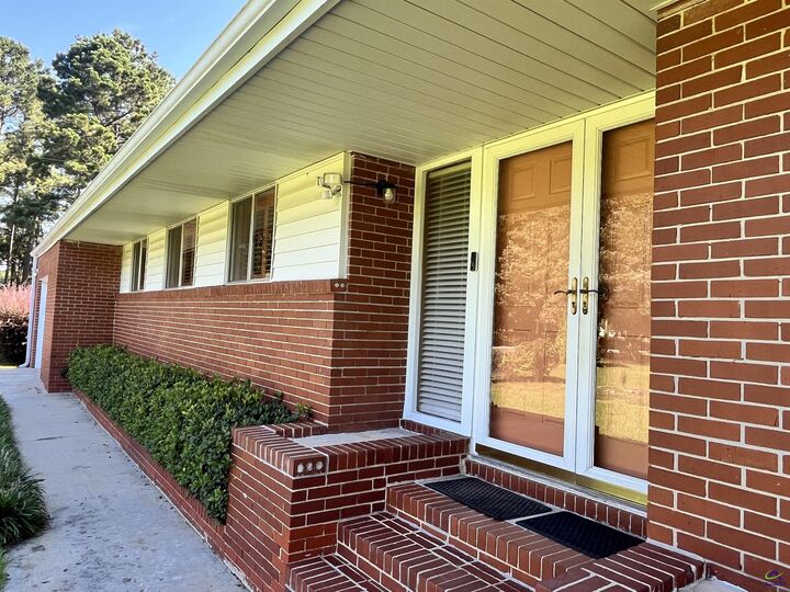 Property Photo:  238 Lake Joy Road  GA 31069 