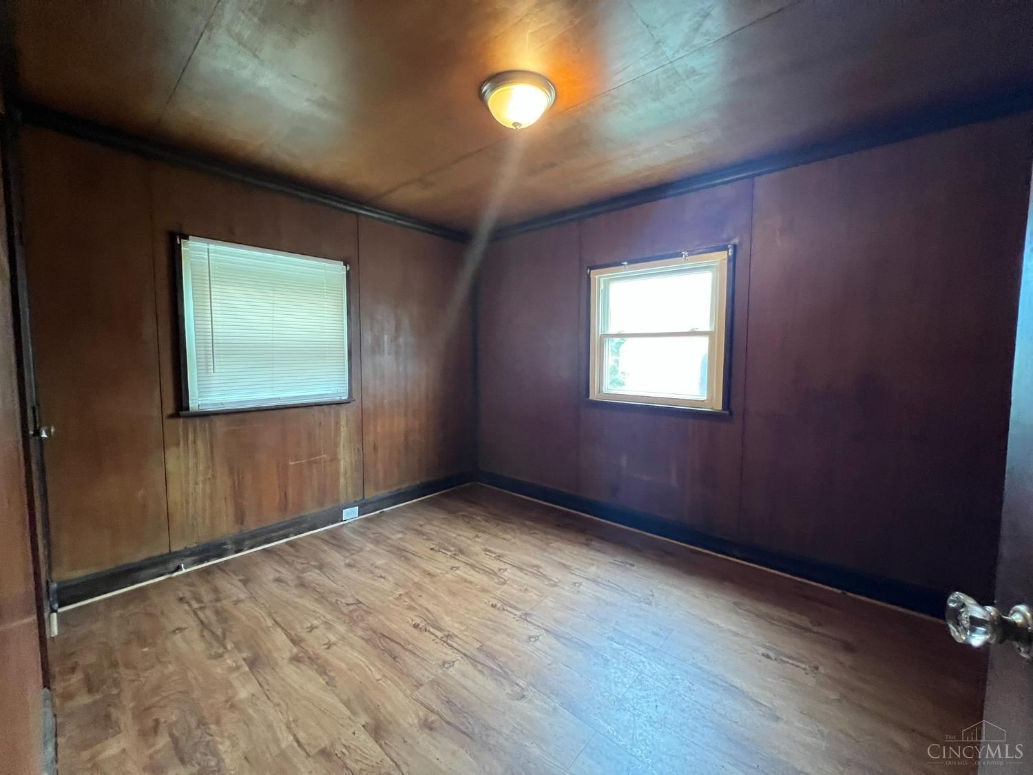 Property Photo: 6912 Noble Avenue OH 45239