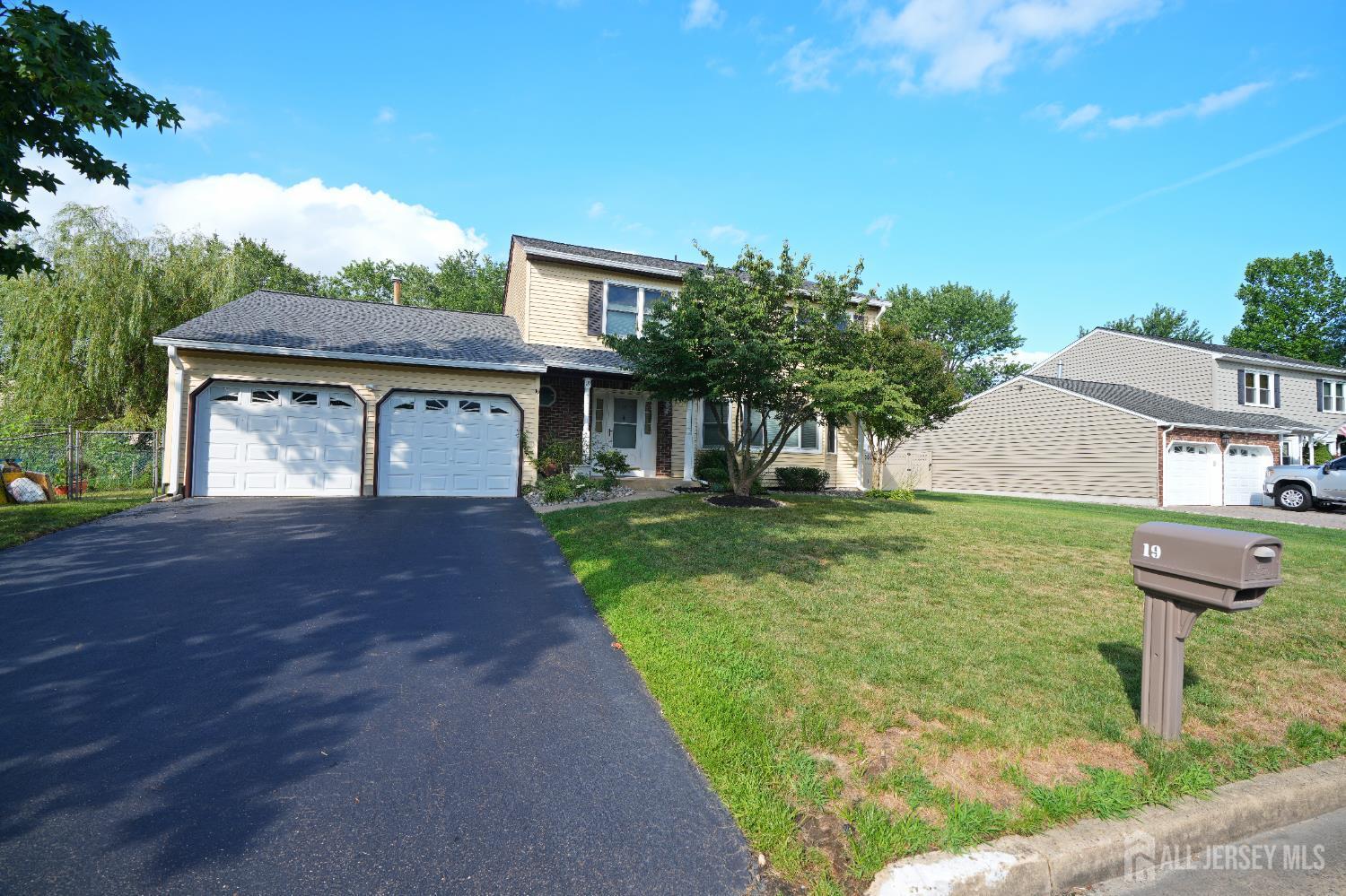 Property Photo: 19 Wetherhill Way NJ 08810