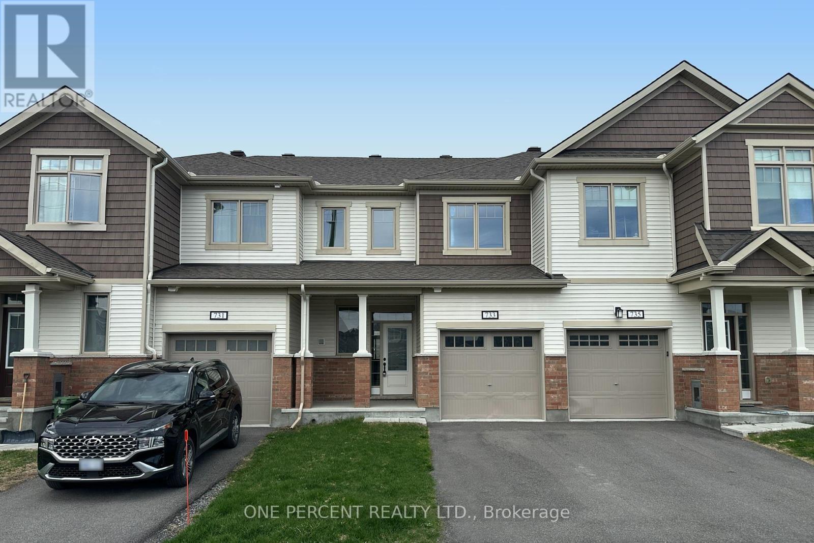733 Megrez Way  Ottawa ON K2J 6S8 photo